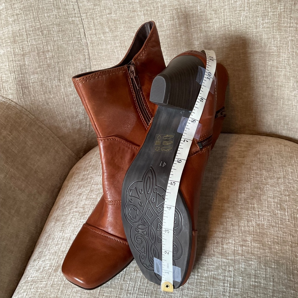 Luca Ferri Women’s Brown Leather Heel Boot Size 41 NWOT - Picture 15 of 16